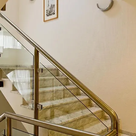 Historik Garni Christinenhof Otel 3*